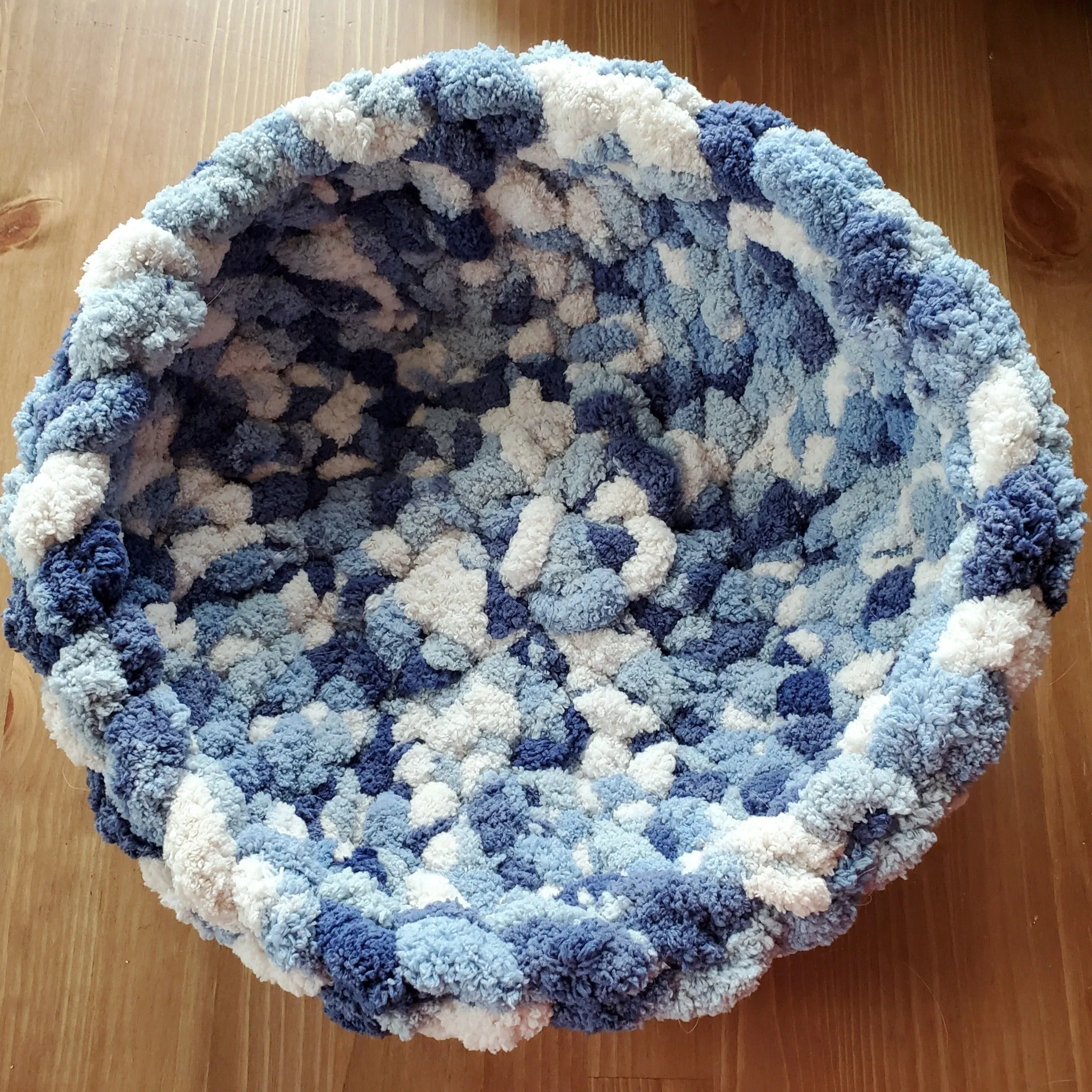 14" Chenille Pet Bed