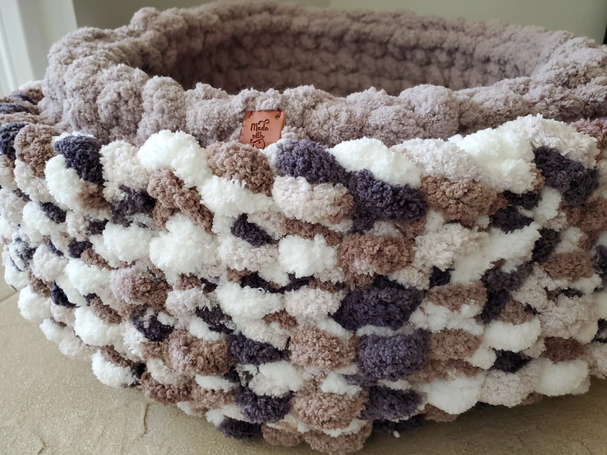 14" Chenille Pet Bed