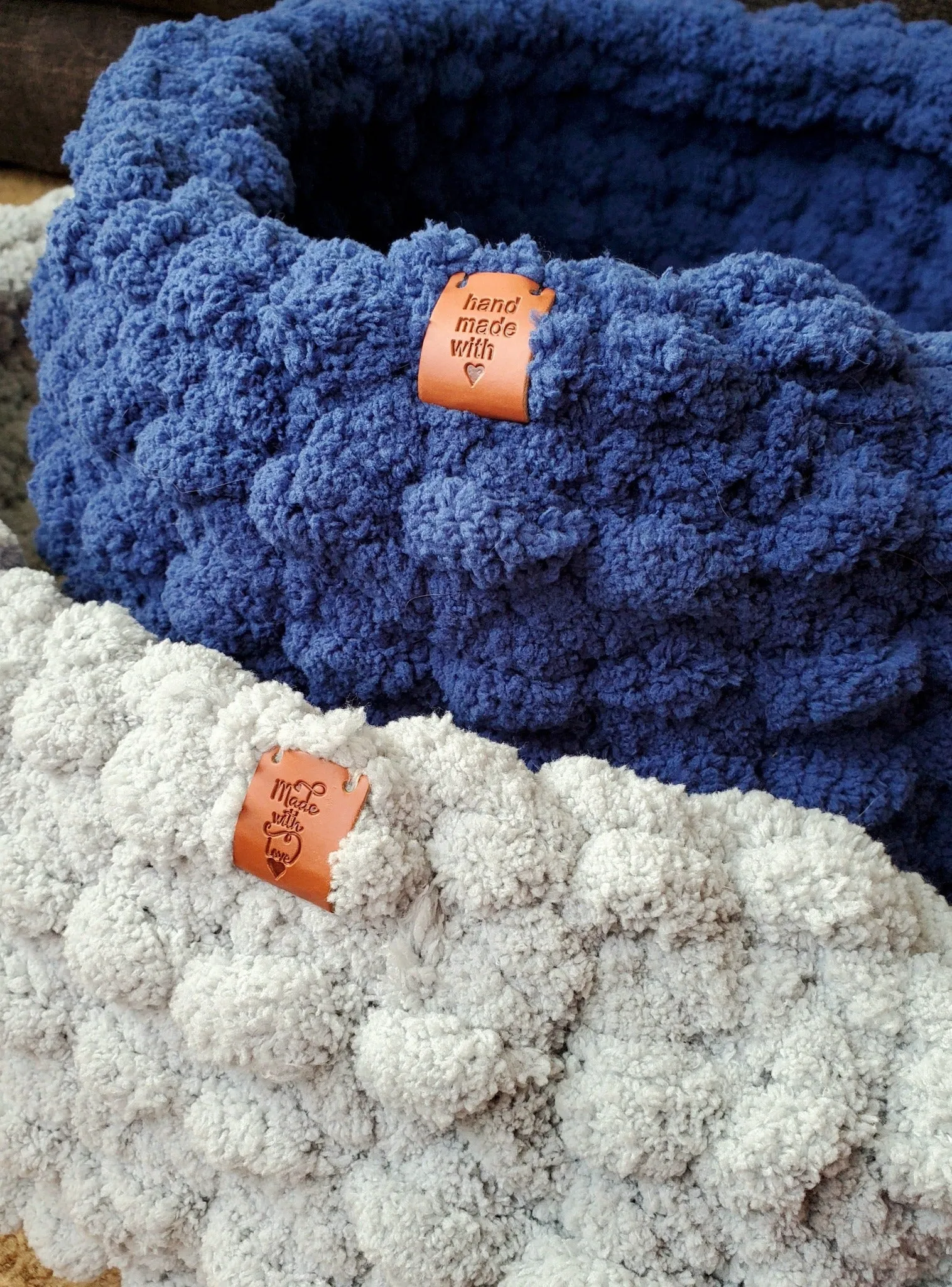 14" Chenille Pet Bed