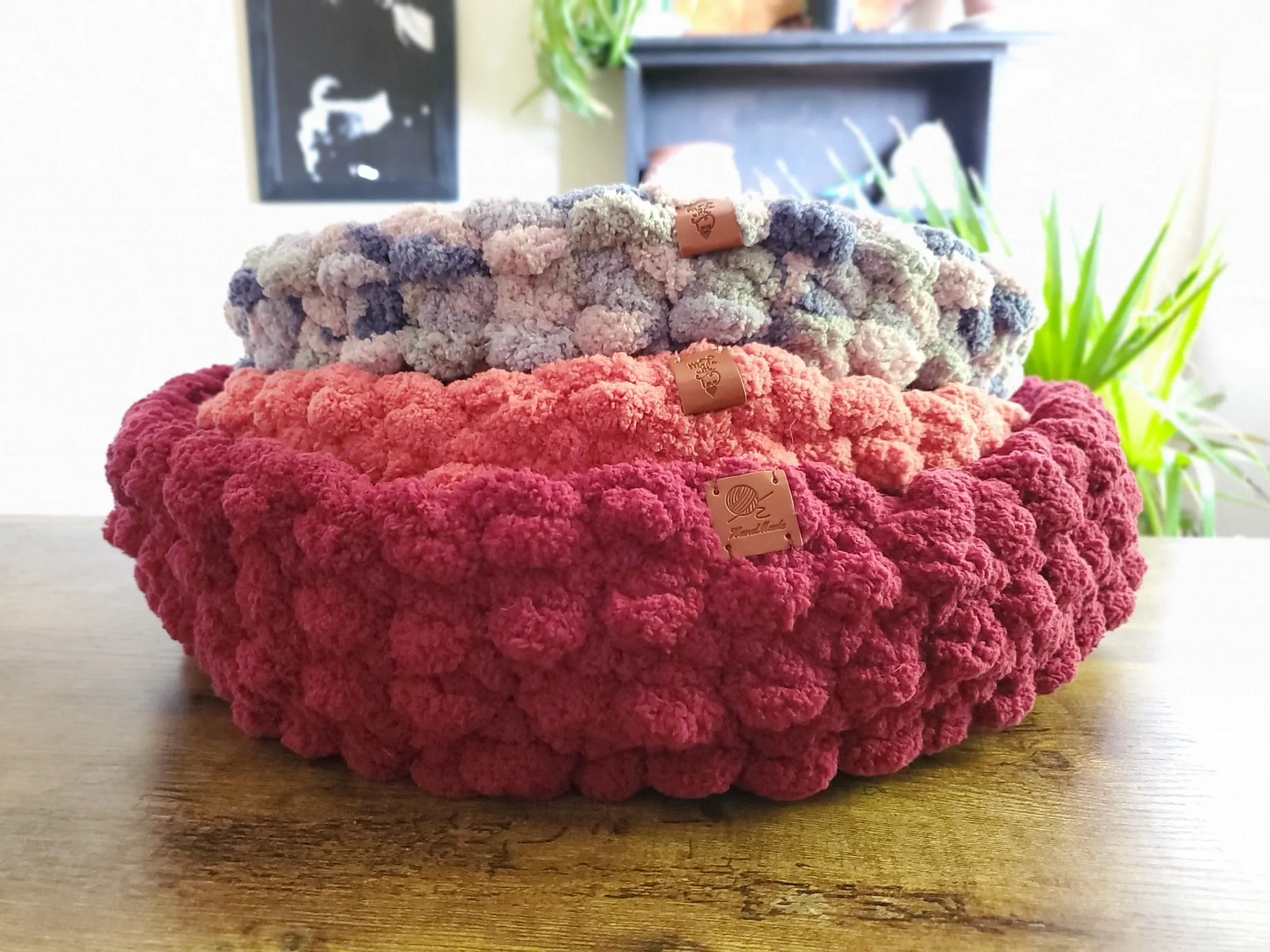 14" Chenille Pet Bed