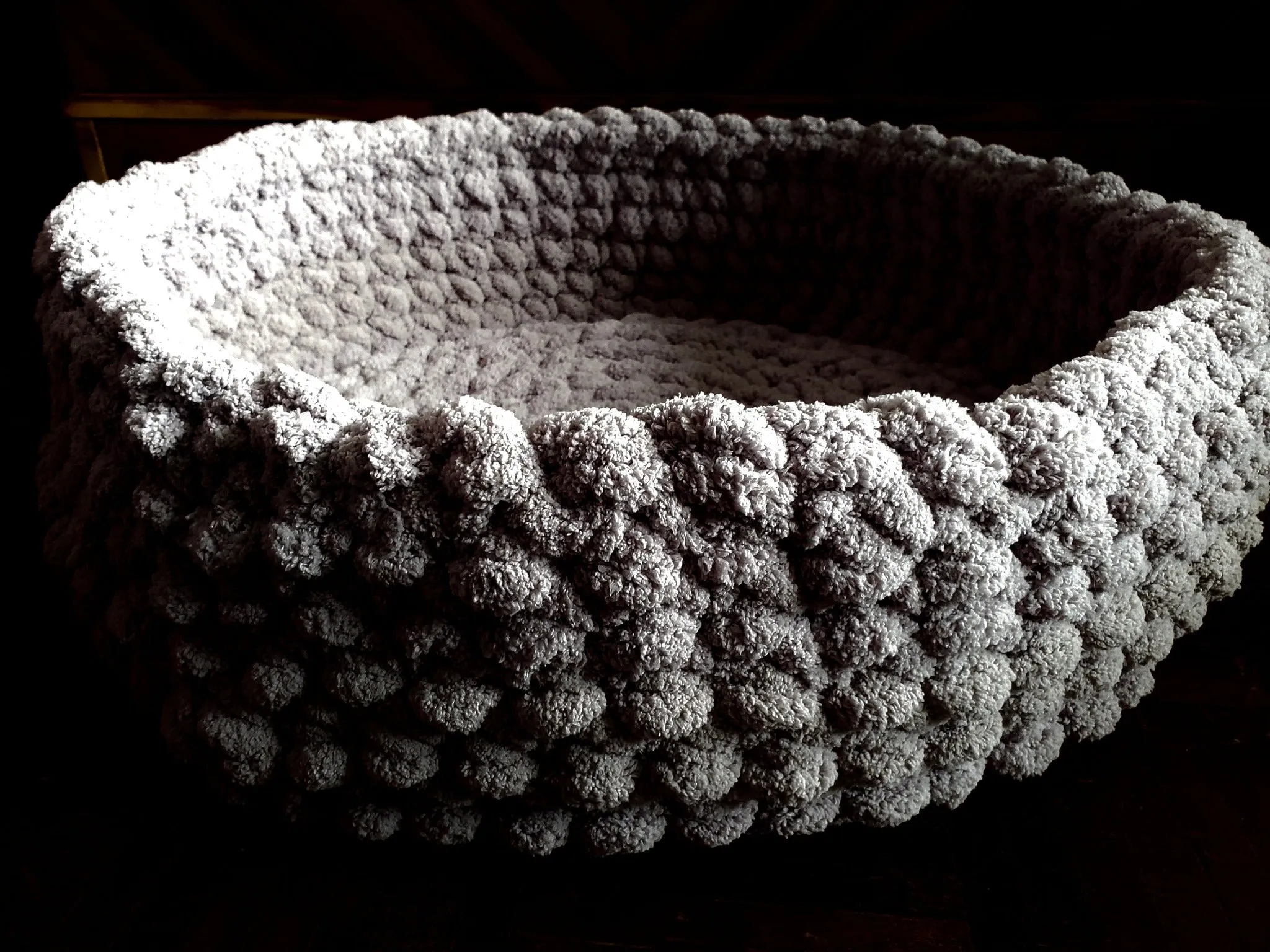 18" Chenille Pet Bed