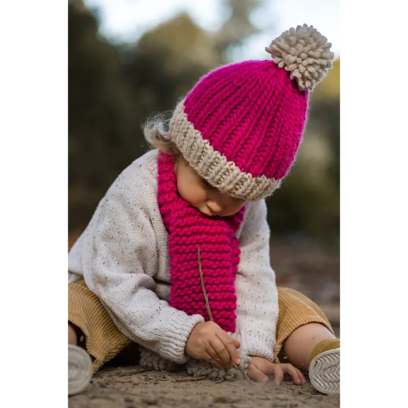 Acorn Traveller Chunky Beanie - Fuschia