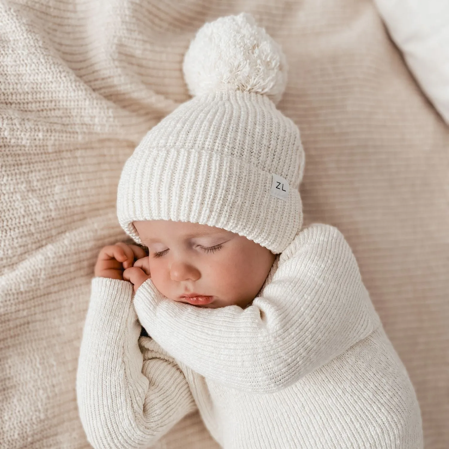 BEANIE | TEXTURED COCONUT