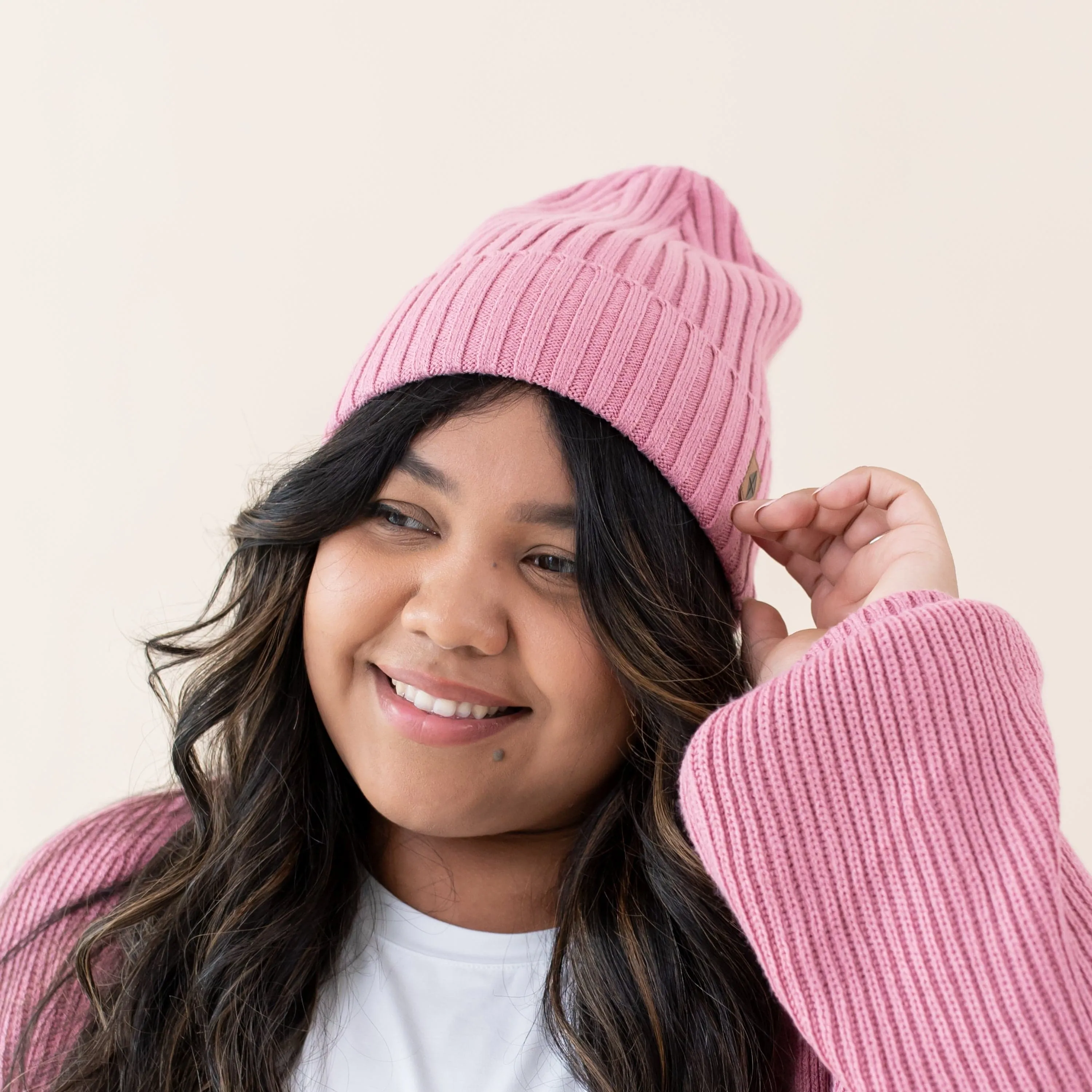 Chunky Knit Adult Ribbed Beanie in Apple Blossom