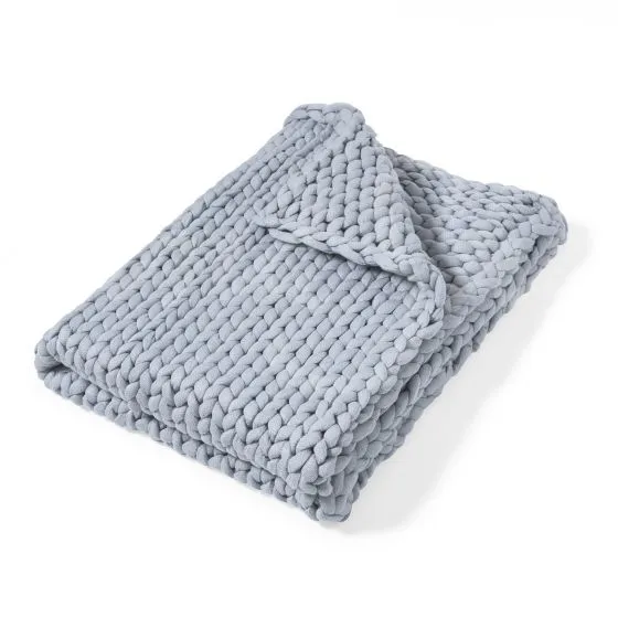 Chunky Knit Throw ~ Blue