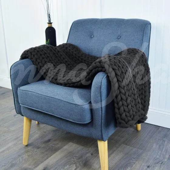 Chunky Knit Throw ~ Charcoal