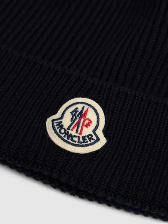 Moncler   Logo wool rib knit beanie 