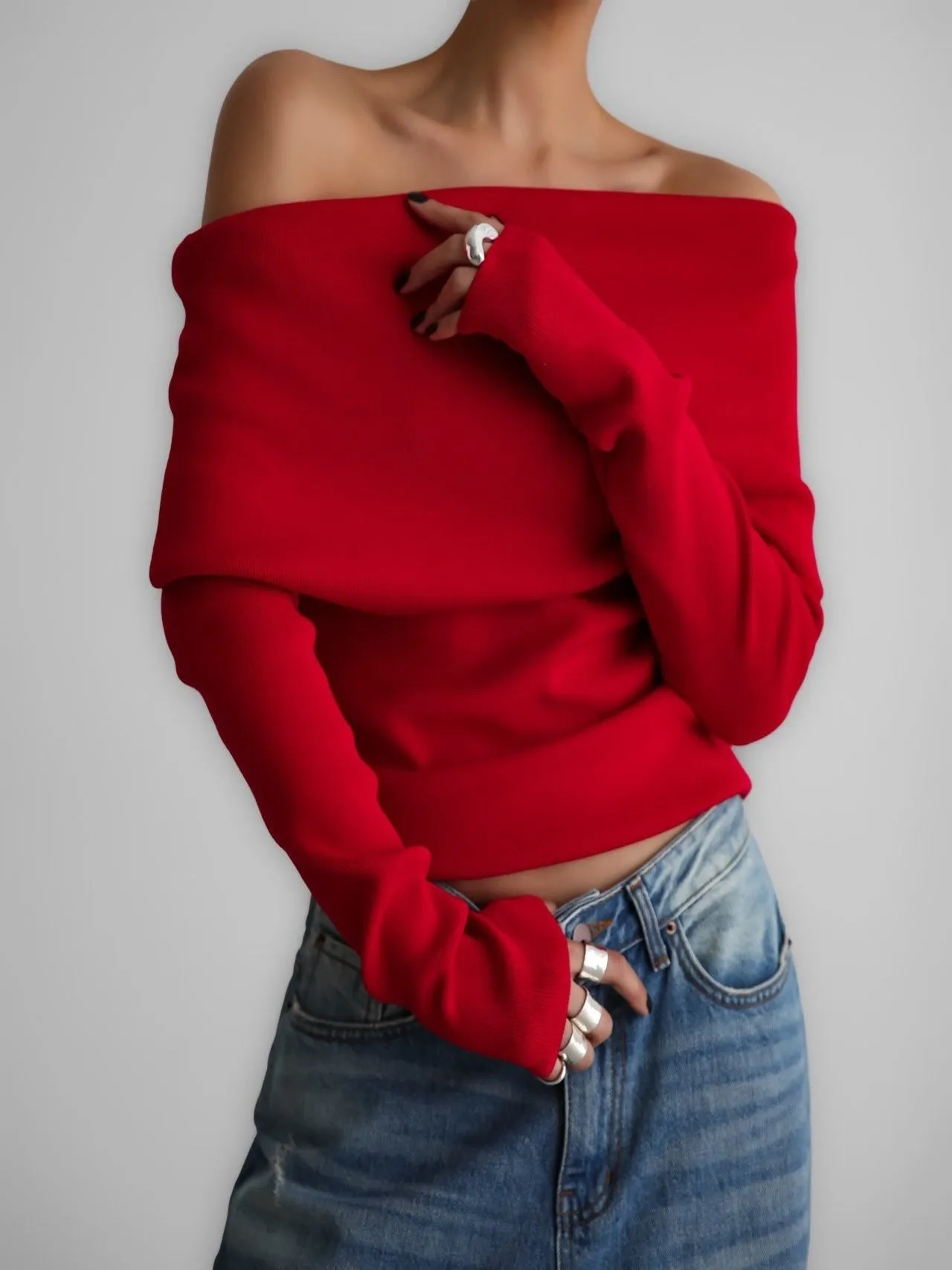 OFF SHOULDER LONG SLEEVE KNIT TOP