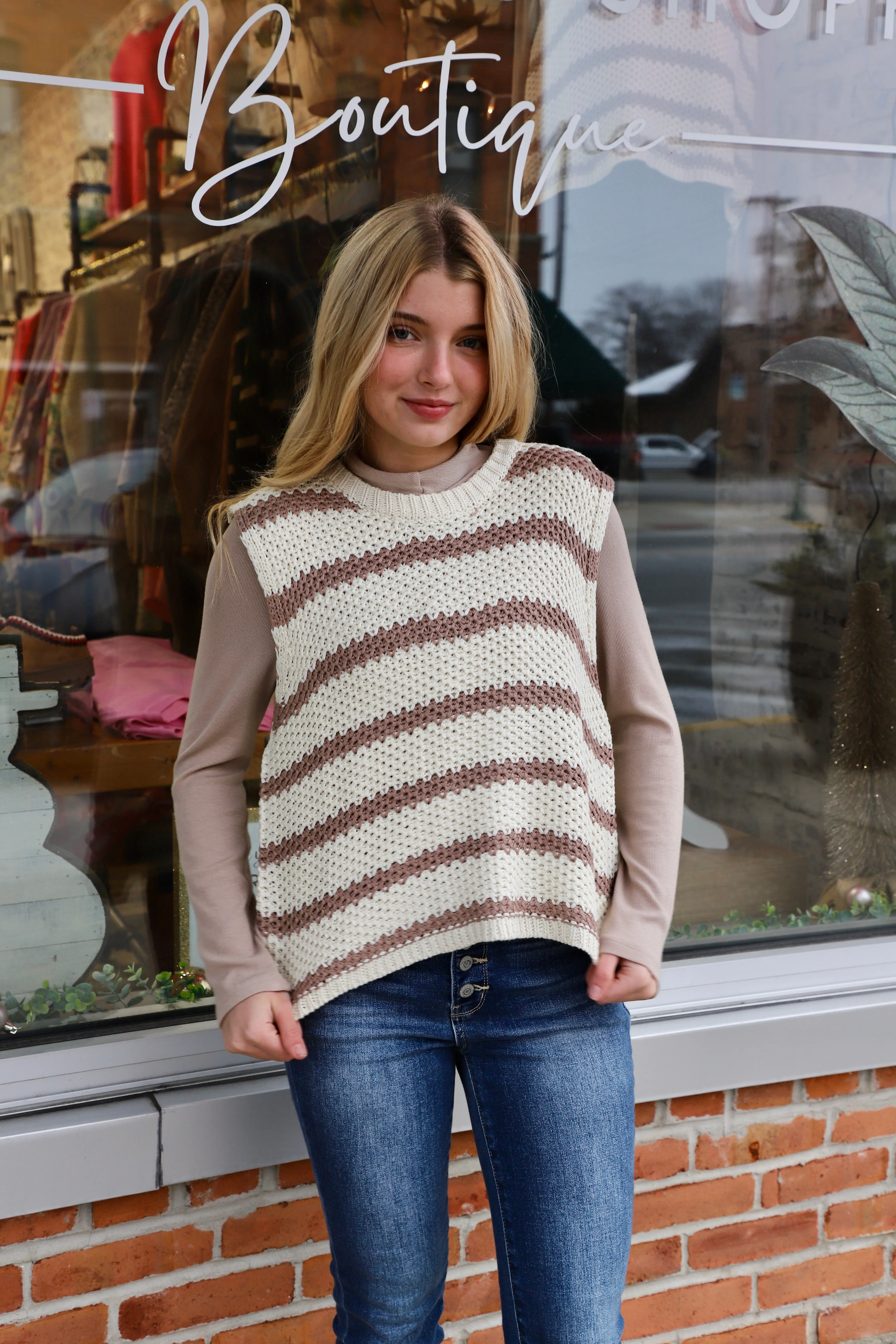 Regan Chunky Knit Sleeveless Sweater