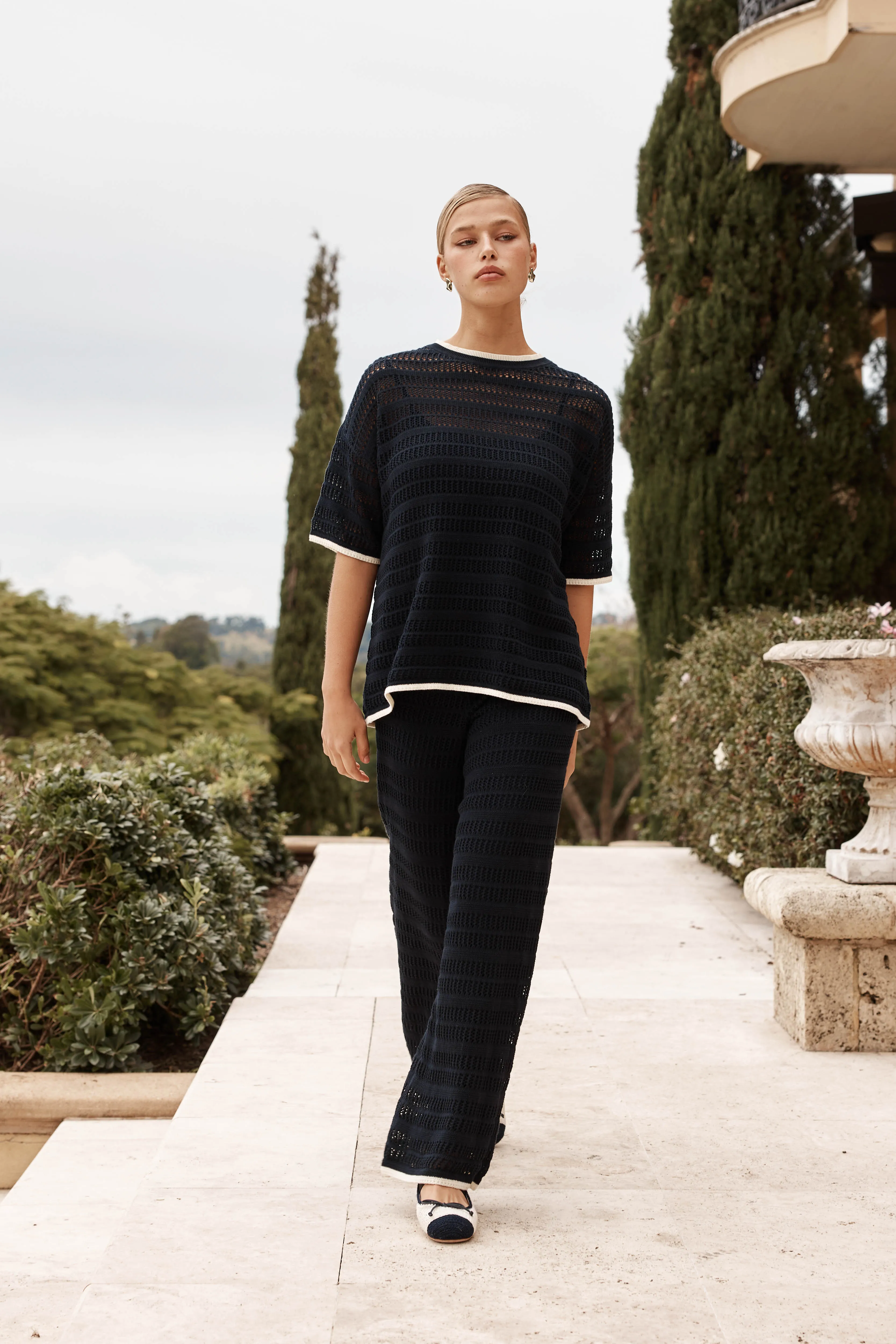 Roma Knit Top (Navy)