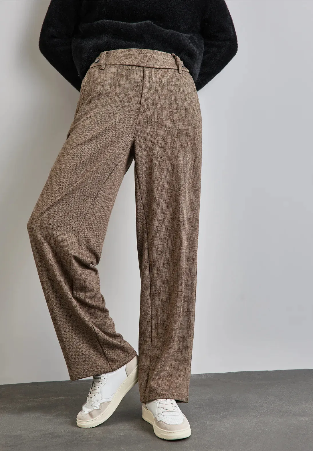 Street One High Waist Straight Leg trousers in mocha Print 378198