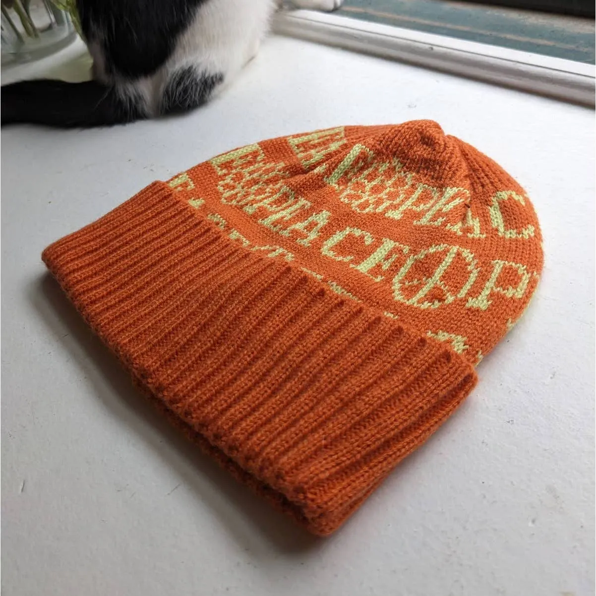 Urban Outfitters Retro Grunge Orange Chunky Knit Beanie 70s inspired Peace Hat